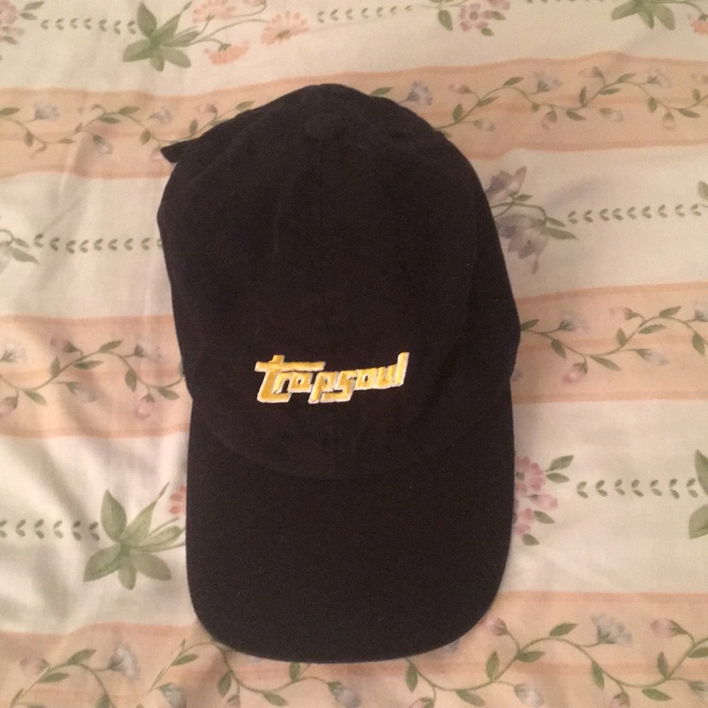 Trapsoul Bryson Tiller Hat Good Condition Black